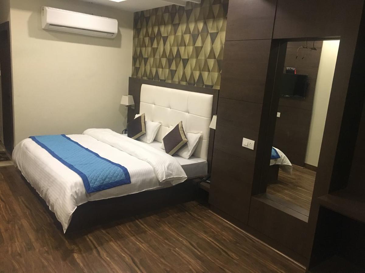 فندق أجميرفي  Arya Sheraton المظهر الخارجي الصورة
