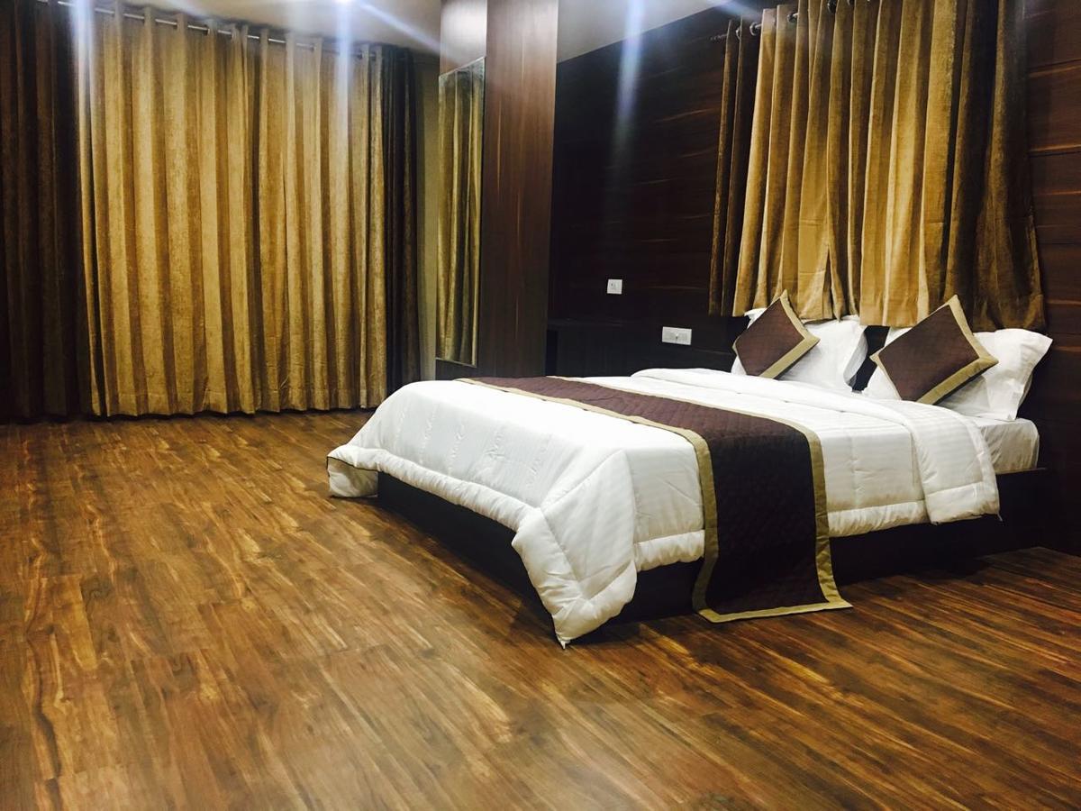 فندق أجميرفي  Arya Sheraton المظهر الخارجي الصورة